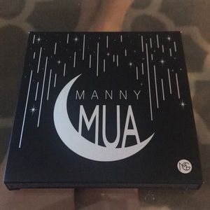 Makeup geek eye shadow pallete 9 colors